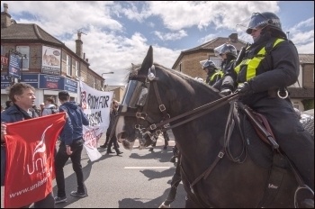 Countering the EDL, Walthamstow 9.5.15, photo by Paul Mattsson