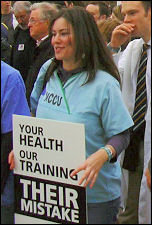 Doctors demonstrate March 2007, photo Naomi Byron