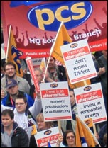 PCS members demonstrate, photo Paul Mattsson PCS members demonstrate, photo Paul Mattsson