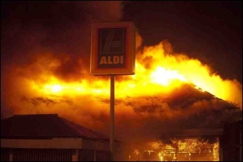 Tottenham riots, August 2011, photo Paul Mattsson