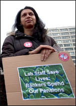 10 May strikers: Unite health members on strike at St Thomas' Hospital, photo Paul Mattsson