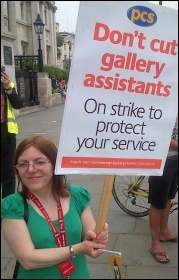 PCS members at the National Gallery struck for 2 hours on 27.7.12, photo by Kevin Parslow