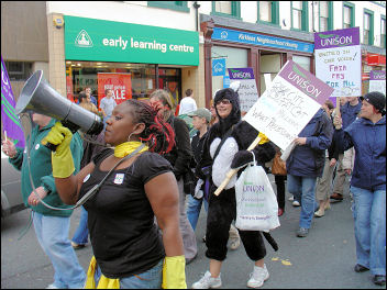 Unison strike 16-17 July 2008 in Kirklees, photo by Huddersfield Socialist Party