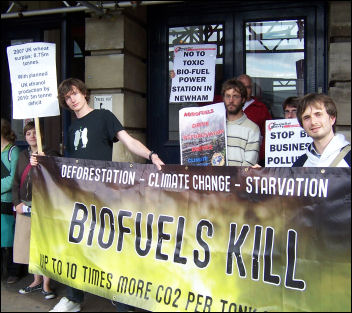 Biofuels demo in Beckton, photo Paul Mattsson