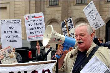National Shop Stewards Network protest outside Bank of England, photo Paul Mattsson