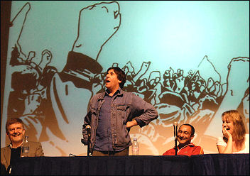 Mark Steel addresses the discussion forum at Socialism 2008, photo Paul Mattsson