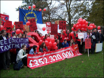 Cambrige students protest against indebtedness, photo A. Gounelas