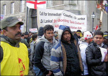 Massive demonstration in London against the military attacks on Tamils in the north of Sri Lanka, photo D. Carr