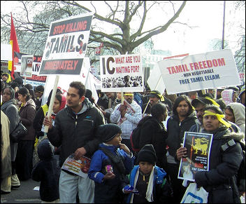 Massive demonstration in London against ther military attacks on Tamils in the north of Sri Lanka, photo D. Carr