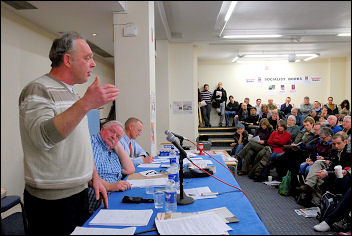 Public meeting on lessons of the Lindsey oil refinery strike with Keith Gibson (speaking) and Jerry Hicks, photo Paul Mattsson