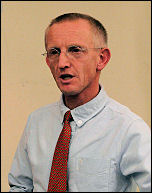 Public meeting on lessons of the Lindsey oil refinery strike, Jerry Hicks speaking, photo Paul Mattsson