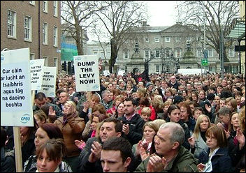 120,000 strong demonstration in Dublin last Saturday, called by the Irish Congress of Trade Unions (ICTU), photo Socialist Party Ireland