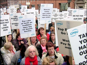 120,000 strong demonstration in Dublin last Saturday, called by the Irish Congress of Trade Unions (ICTU), photo Socialist Party Ireland