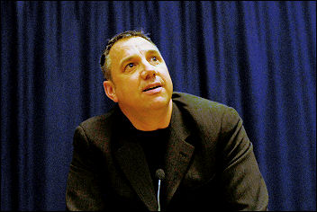 Brian Denny, RMT journal editor, addressed the Socialist Party congress in an official capacity, photo Paul Mattsson