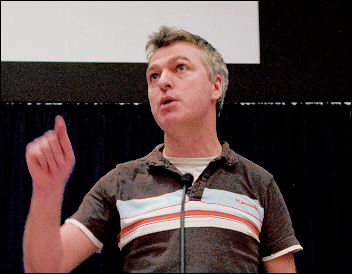Glenn Kelly addresses Socialist Party congress 2009 in personal capacity, photo Paul Mattsson