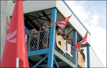 Workers occupy at Visteon Enfield, photo Paul Mattsson