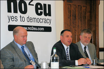 No2EU - Yes to Democracy press launch. Bob Crow, Brian Denny, Dave Nellist, photo Suzanne Beishon