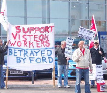 Basildon sacked Visteon car workers demonstrate, photo Neil Cafferkey