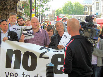 No2EU candidates Dave Nellist (second left) and Bob Crow at the launch of the No2EU manifesto, photo D Carr