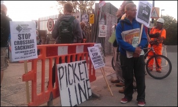 Construction workers' protest outside Paddington Crossrail site, 17.9.12, photo by Neil Cafferky