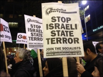 Protest against attack on Gaza, London, 15.11.12, photo Suzanne Beishon