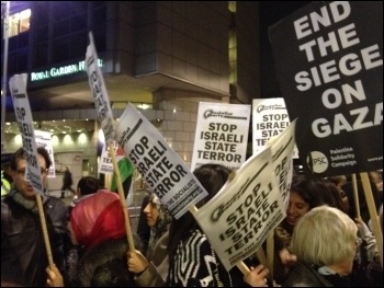 Protest against attack on Gaza, London, 15.11.12, photo by Suzanne Beishon