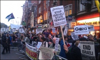 Demonstrating outside the Israeli embassy, London, 17.11.12, photo by N Cafferky