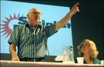 Peter Taaffe at Socialist Party congress 2013, photo Senan