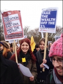 Students protesting at Sussex university, 25.3.13, photo Suzanne Beishon