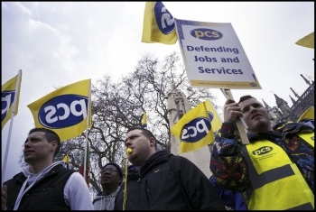 PCS members on strike, photo Paul Mattsson