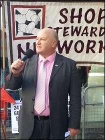 Bob Crow speaking at the NSSN's lobby of the TUC,  24.4.13, photo by N Cafferky, photo N Cafferky