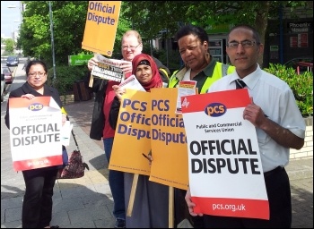 Barking Job Centre PCS on strike 5 June 2013, photo Socialist Party