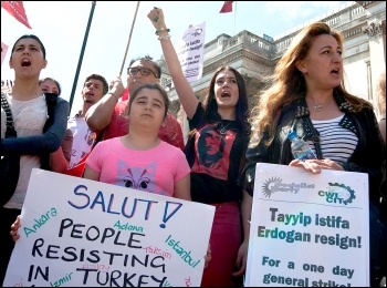 London support for protests in Turkey, 8 June 2013, photo by Paul Mattsson