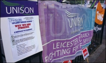 Strike at Uplands school, 4.9.13, photo by Steve Score Strike at Uplands school, 4.9.13, photo by Steve Score