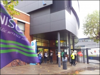 Joint strike action by university staff in the Unite, Unison and UCU unions was well supported at the University of East London 31 October 2013, photo P Mason