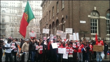 IWGB strike at University of London , 27 and 28 November 2013, photo by Ian Pattison