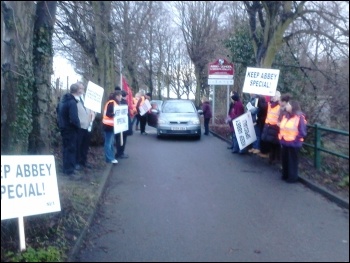 Strike at Abbey school in Kimberworth, Rotherham, 16.1.14