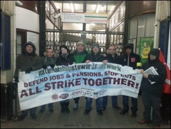 NSSN support at the Edgware Road tube picket line, 6th Feb 2014, photo by Neil Cafferky