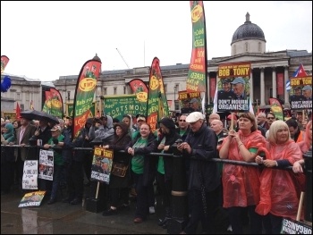  Trafalgar Square, 1.5.14, photo J Beishon