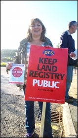 Land Registry strike, Swansea, 14.5.14, photo by R Job