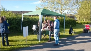 Land Registry strike, Swansea, 14.5.14, photo by R Job