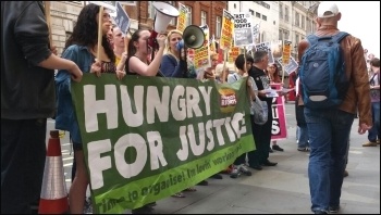 Fast Food Rights protest in demand of decent pay, photo YFJ