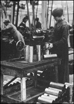 Women munitions workers during World War One