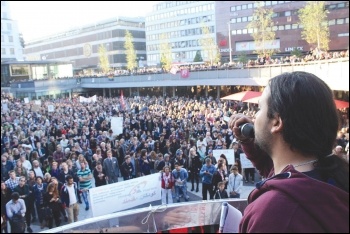 A CWI member address a post-election anti-racist student rally