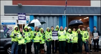 Ambulance strikers in Tower Hamlets, 13.10.14, photo by N Byron