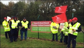 Range wardens on strike, Kent, November 2014