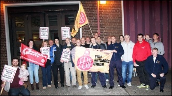 FBU picket line, Bromborough, Birkenhead, November 2014, photo Declan Khan