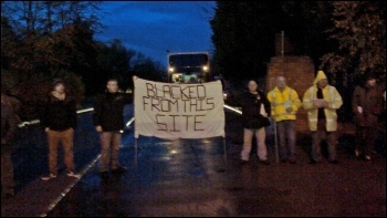 Construction workers picket the Carrington power station site, November 2014, photo by Joe McArdle
