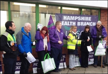 NHS picket in Southampton, photo Nick Chaffey