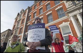 Picket at St Leonards hospital, Hackney, London, 24.11.14, photo by Paul Mattsson Picket at St Leonards hospital, Hackney, London, 24.11.14, photo by Paul Mattsson